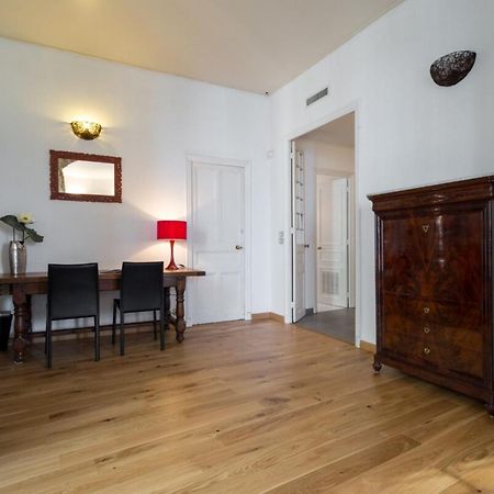 Etats Unis 892 - Spacious Flat On Sea Front Wac Nice Bagian luar foto