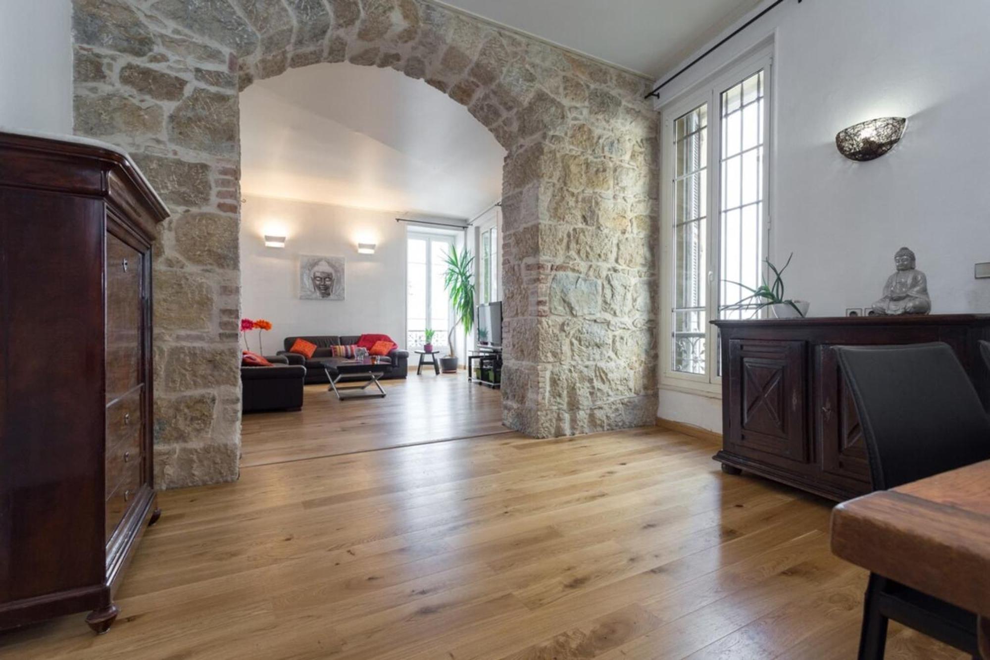Etats Unis 892 - Spacious Flat On Sea Front Wac Nice Bagian luar foto